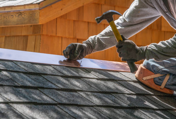 Best Emergency Roof Repair Services  in Lake Forest Park, WA